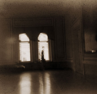 Выставка фотографий Сергея Щербакова «Осколки» 